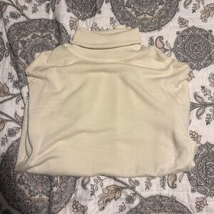 Turtle neck long sleeve
